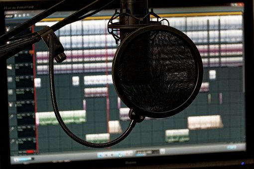 studio-1003136__340.jpg